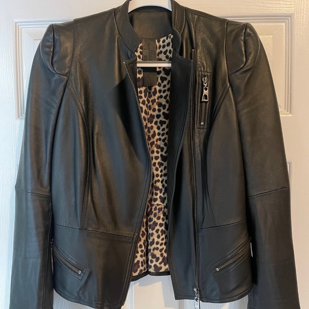 100% Authentic Black Leather Jacket Animale Size 8 - Medium